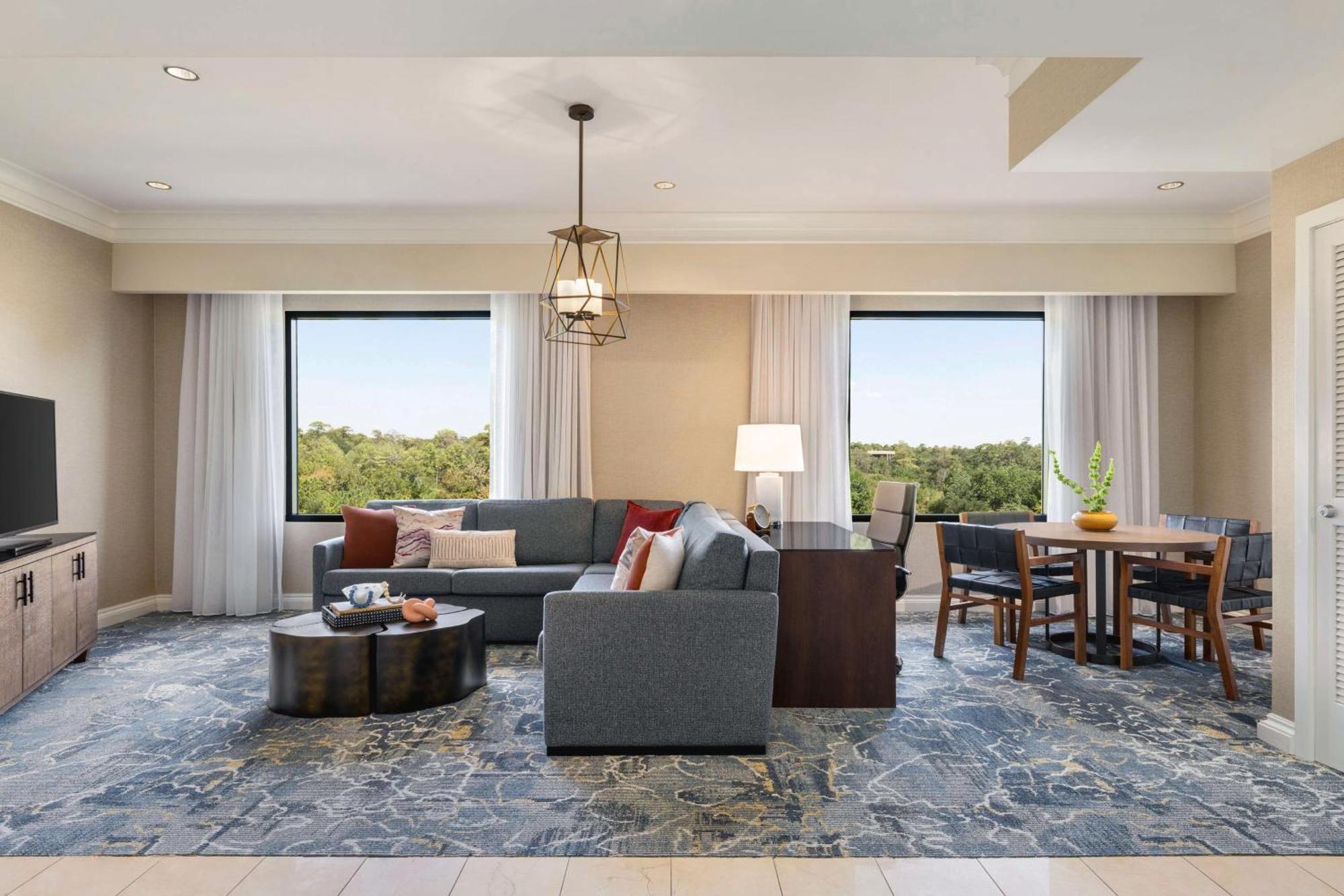The Woodlands Resort, Curio Collection By Hilton المظهر الخارجي الصورة