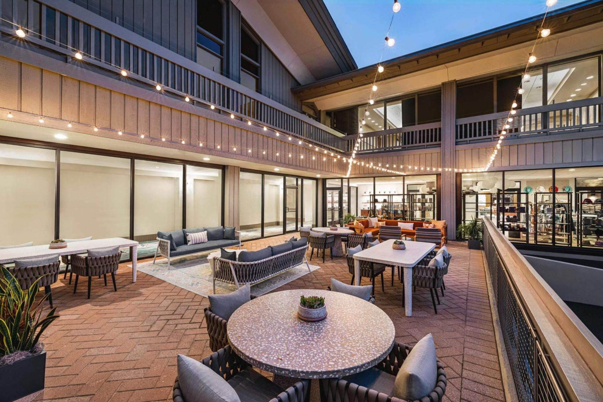 The Woodlands Resort, Curio Collection By Hilton المظهر الخارجي الصورة