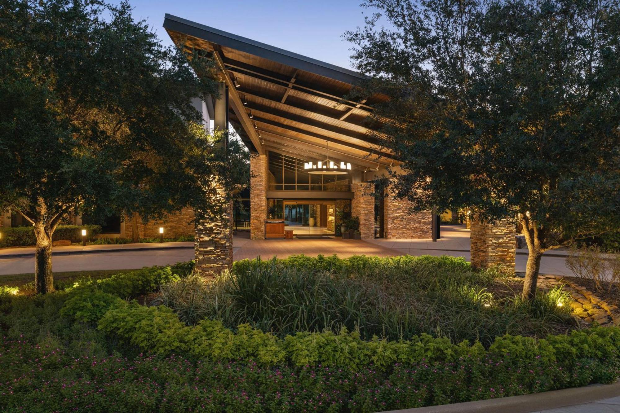 The Woodlands Resort, Curio Collection By Hilton المظهر الخارجي الصورة